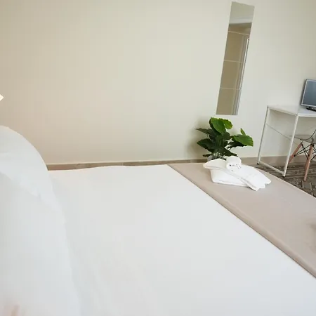 فندق مبيت وإفطار L'hambra