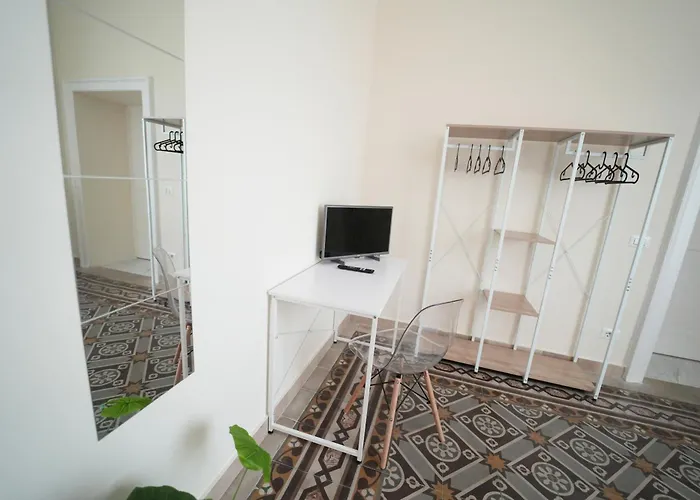 L'hambra Bed & Breakfast